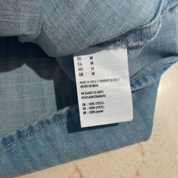 AEO NWT one shoulder denim ruffle chambray top SZ medium - Picture 2 of 5